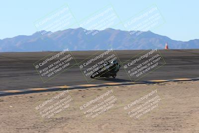 media/Dec-06-2024-CVMA Friday Practice (Fri) [[e1d1c5d4fc]]/4-Group 4 and Trackday/Session 5 (Bowl)/